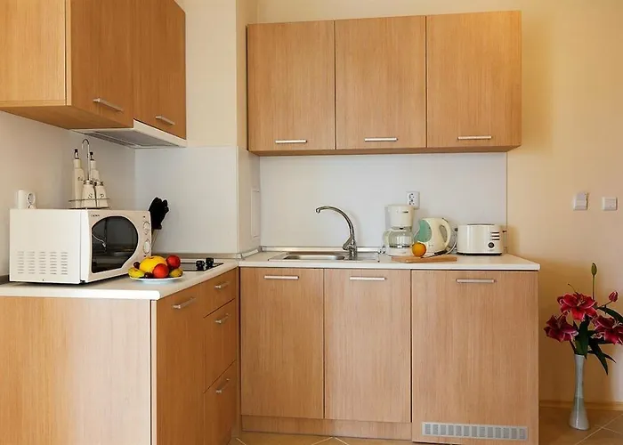 Aparthotel Emberli 3*